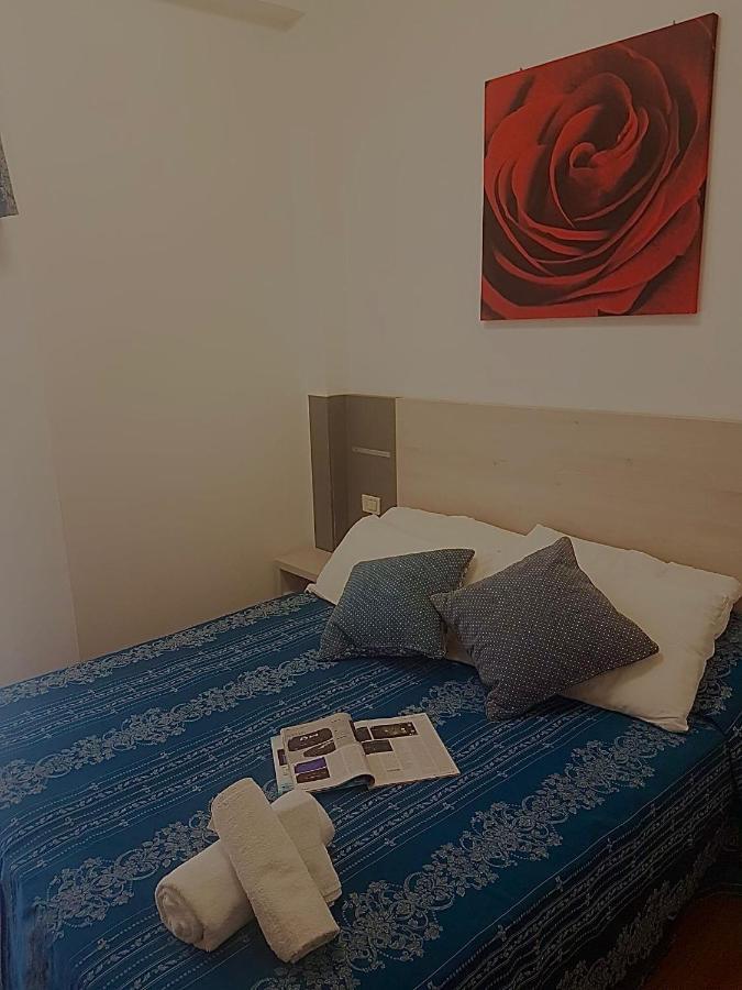 Hotel Arena Rimini Kültér fotó